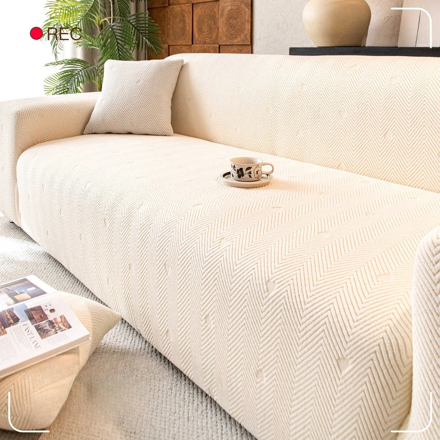 All-inclusive New Sofa Cover Jacquard Velvet Sofa Cover All-season Universal Anti-cat Scratch Sofa Cover Couch Covers for Sofas Oasis Select