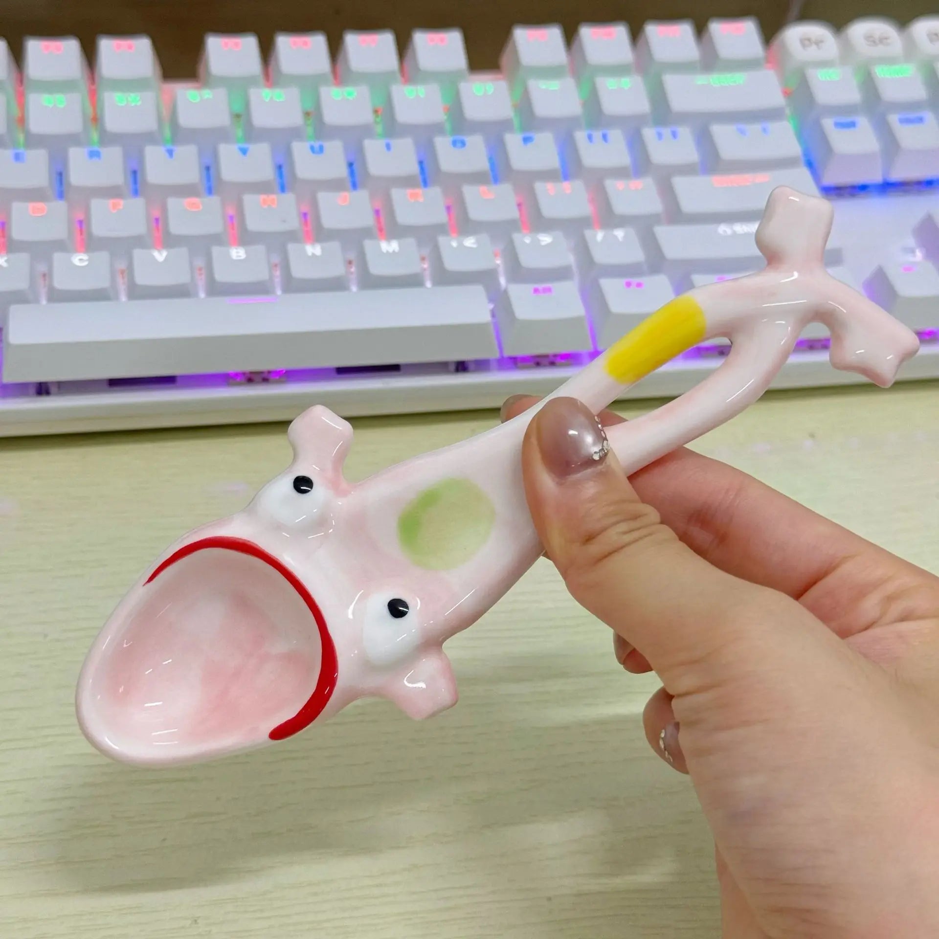 Ceramic Spoon Quirky Abstract Frog Spoon Personality High Aesthetic Porridge Spoon Rice Spoon Soup Spoon Kitchen Tablewear Oasis Select Frog Spoon-pink