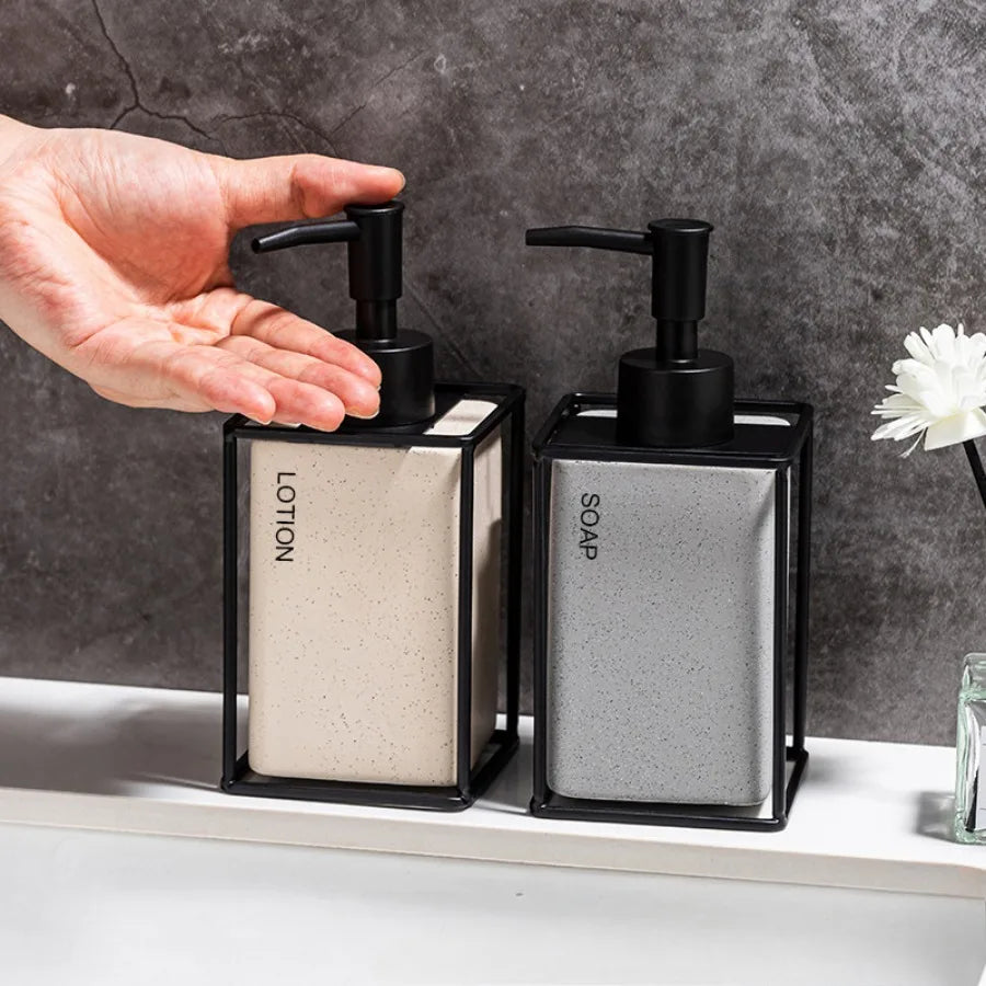 330ml Bathroom Soap 2pcs Ceramics Dispensers Refillable Holder Portable Travel Dispenser Liquid Soap Dispenser Bath Pump Bottle Oasis Select