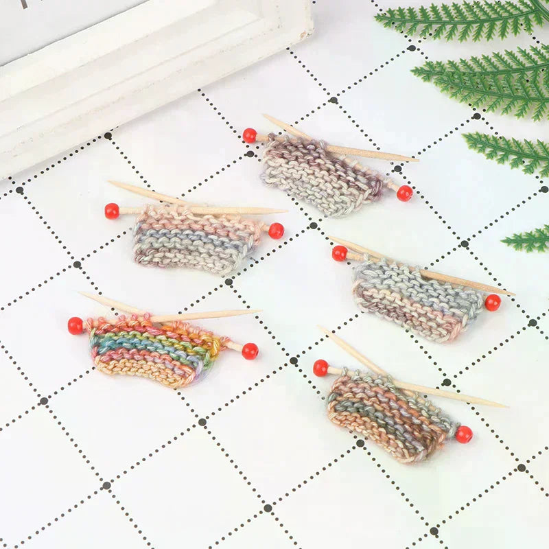 1/12 Miniature Dollhouse Simulation Thick Knitted Sweater Model DIY Accessories Decorative Ornament Oasis Select