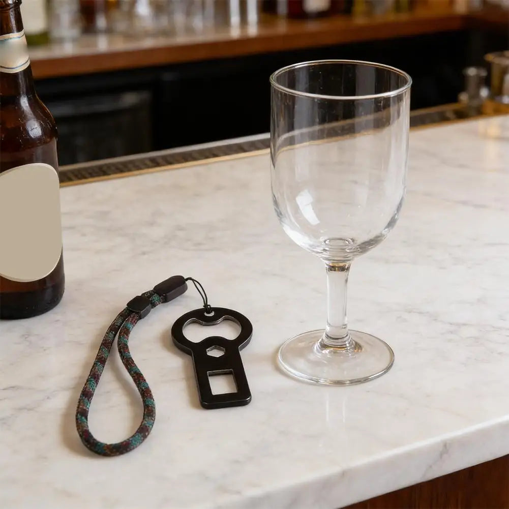Beer bottle opener Portable Metal Bottle Opener Keychain 4-Pack Flat Beer Bottle Openers with Lanyard Oasis Select