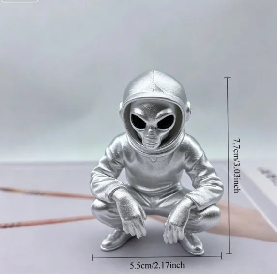 Mysterious Alien Astronaut Sculpture Squat Extraterrestrial Figurine 3D Printing Ornaments for Coffee Modern Bedroom Decor Gifts Oasis Select Alien squat silver 7.7x5.8x4.2cm