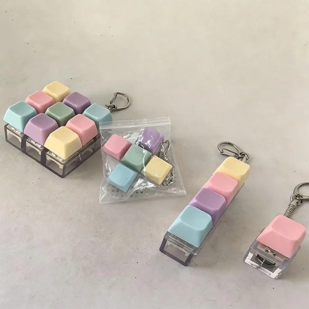 Fidget Keyboard Key Toy – Stress Relief Clicker Keychain Fidget Stress Toy Oasis Select