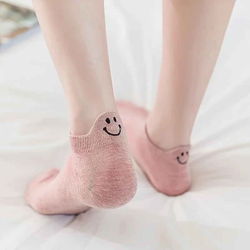 Kawaii Embroidered Ankle Socks for Women – 2 Pairs | Cute Style