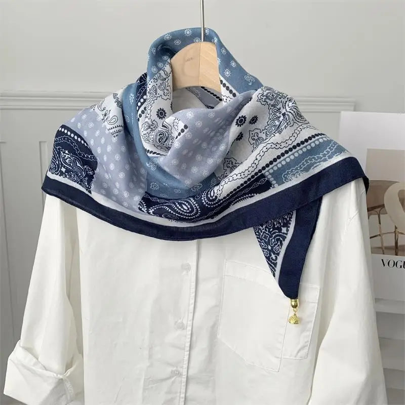 70*70 Square Scarf Retro Print Silk Scarf With Magnetic Buckle Women Neck Scarf All-match Shawl Fashion Headscarf Accessory Gift Oasis Select A28