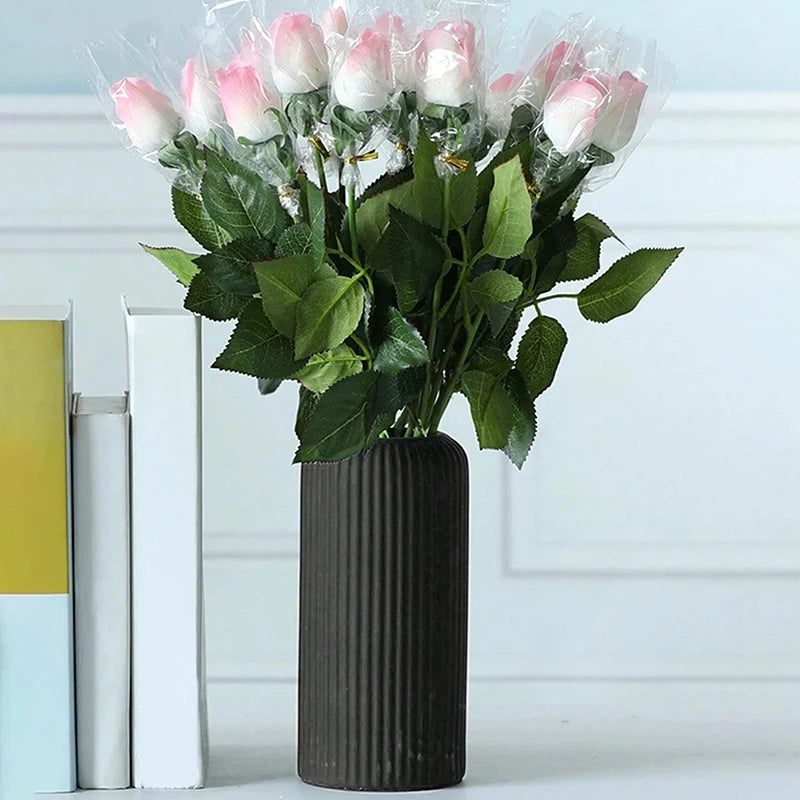1pc Chic Striped Ceramic-Look Plastic Vase for Flowers - Durable, Easy-to-Place Decorative Floral Display Piece Oasis Select