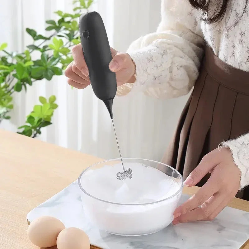 1PC Battery Model Handheld Egg Beater Froth Mixer Kitchen Automatic Coffee Milk Foaming Mixer Kitchen Whisk Tools Oasis Select