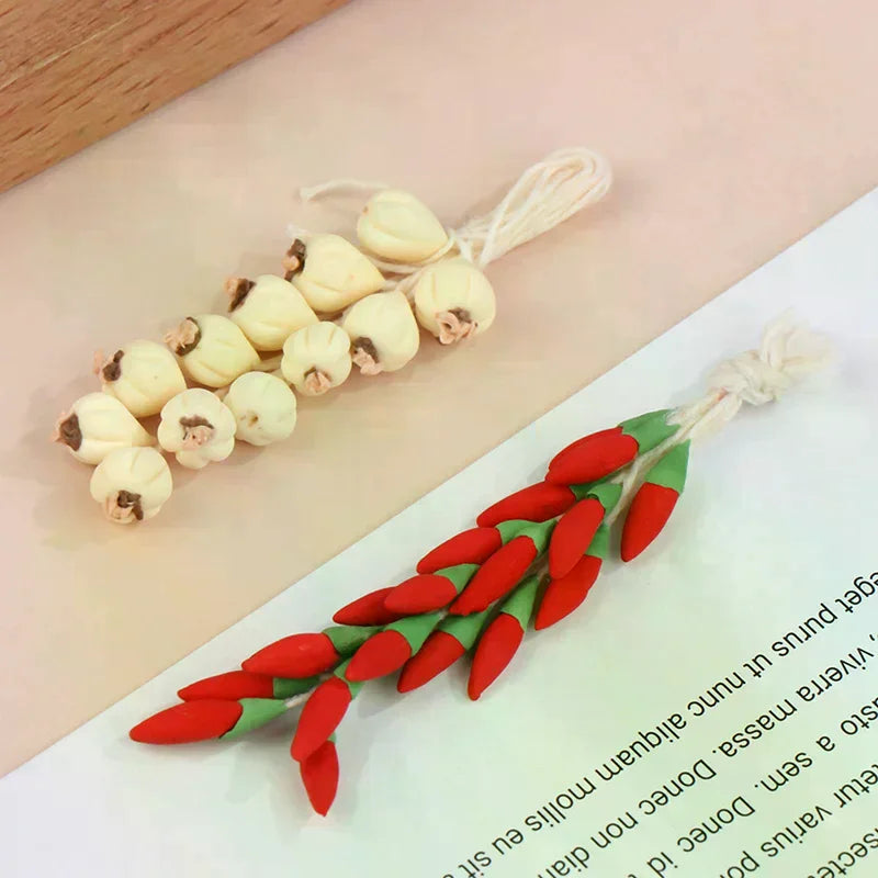 1String 1:12 Dollhouse Miniature Garlic Chili Pepper Whole String Condiment Kitchen Food Model Living Scene Decor Toy Oasis Select