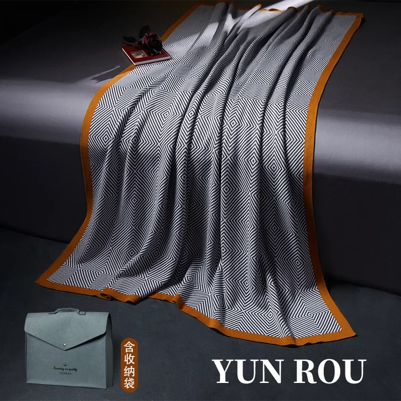 Aircraft first class air cotton blanket bed with nap air conditioning blanket office nap sofa cover blanket Oasis Select Light coffee 130 x 220cm