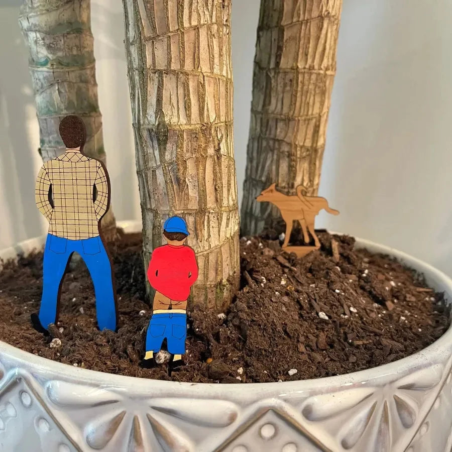 Fun Potted Wood Mini Card Father Son Dog Garden Home Flower Pot Decoration Garden Decoration Oasis Select
