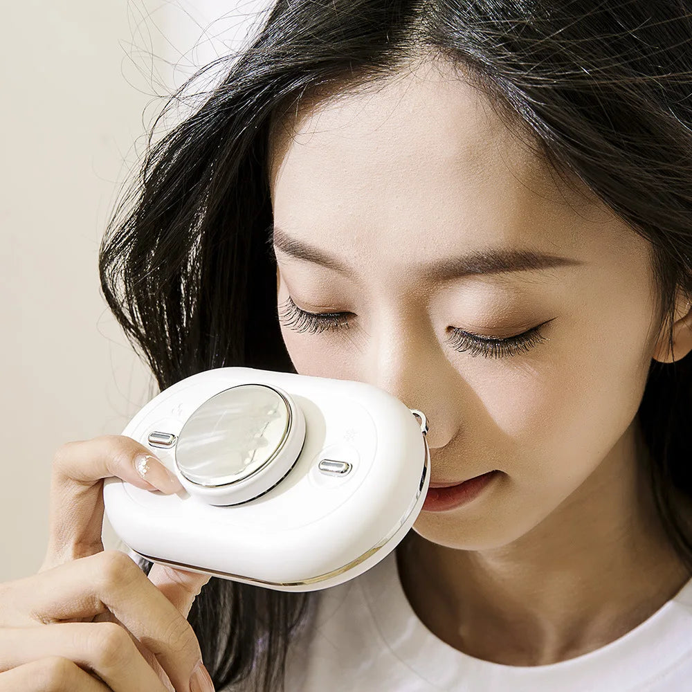 URGGU Mini Neck Fan – USB Portable Handheld & Desktop Cooling