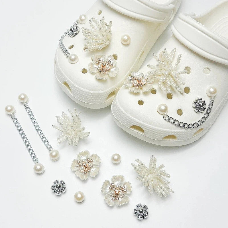 Fashion Shoe Accessory Set, decorative shoe buckles, removable, suitable for sandals and flip-flops. Oasis Select