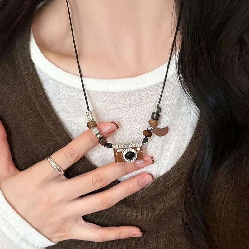 Vintage Brown Camera Pendant Necklace Hip-Hop Simple Personality Women Men Punk Y2K Charms Jewelry Accessories Oasis Select MR-01