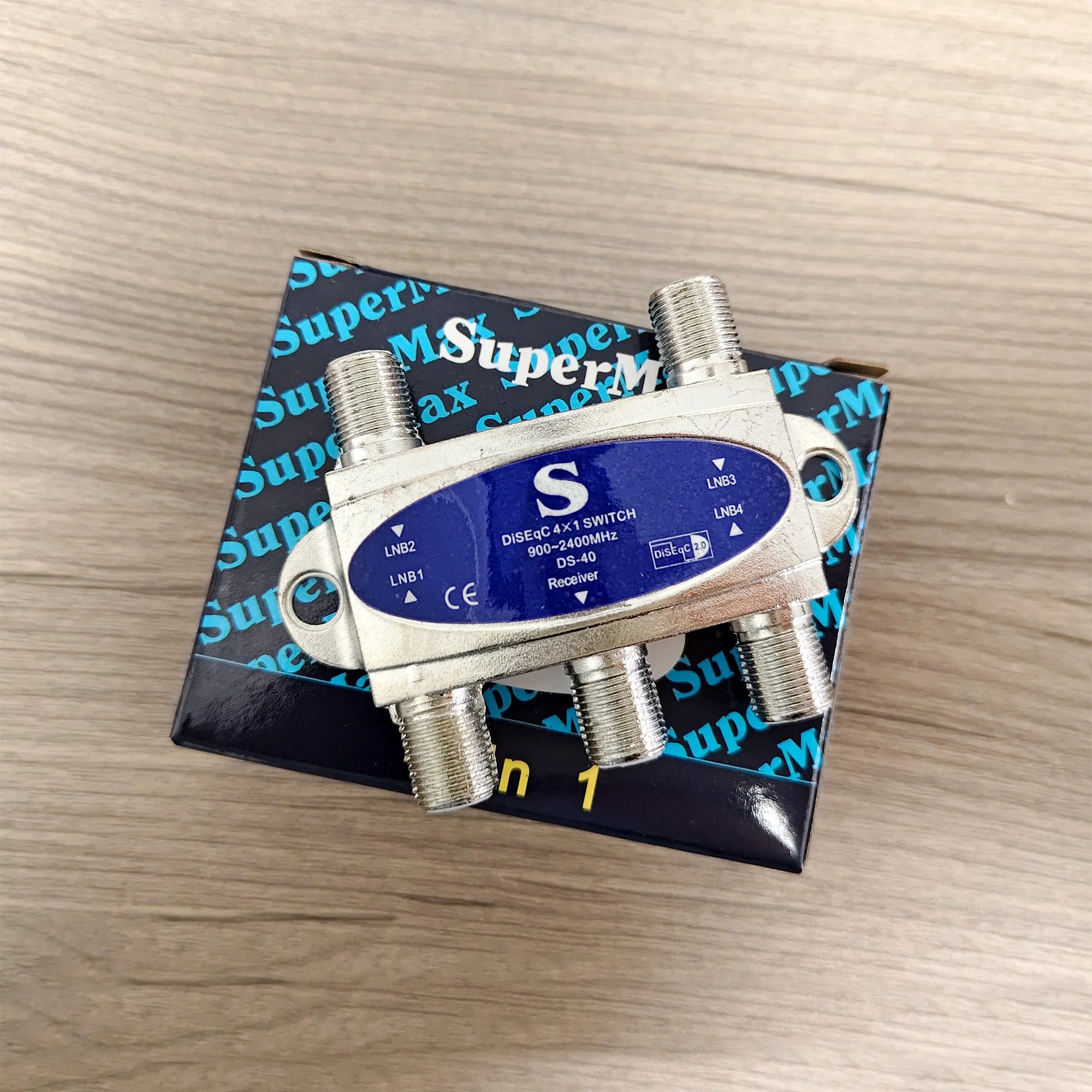 Multiplex Switch Switching Switch Eight-in-One-Out 950-2150MHz Oasis Select