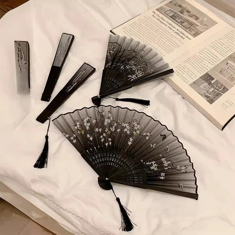 Chinese Silk Folding Fan – Retro Floral Hanfu Gift | 38cm
