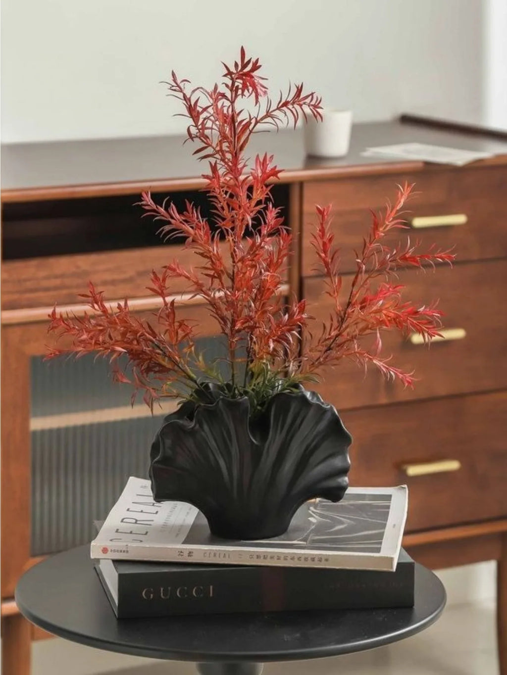 Ceramic Leaf Shaped Flower Vase Nordic Retro Homestay Living Room Vase Desktop Ornament Dry and Wet Flower Bottle Home Decor Oasis Select