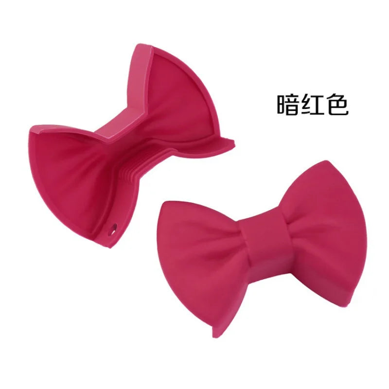 Creative Bow Tie Heat Insulation Clip, Anti-scald High-temperature Resistant Silicone Pot Ear Cover, OPP Bag Oasis Select dark red