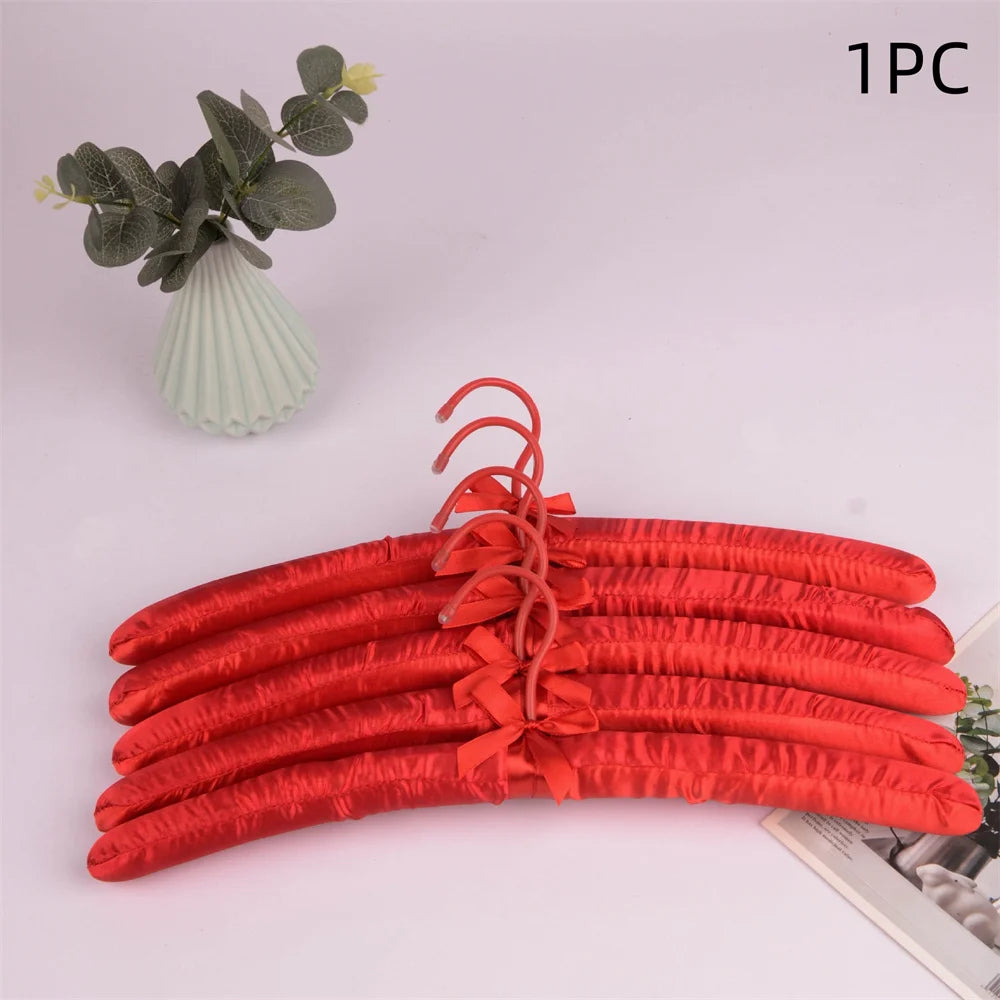 1PC Satin Padded Clothes Hanger Silk Wrapped Coat Rack Wrinkle Non-slip Coat Hanger Dress Clothes Sponge Hanger Oasis Select Red 1Pc