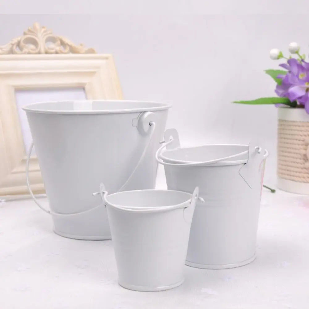 Vintage Tinplate Iron Flower Pot Pastoral Hook Flower Barrel Miniatures Iron Art Mini Tinplate Water Bucket Garden Supplies Oasis Select White M