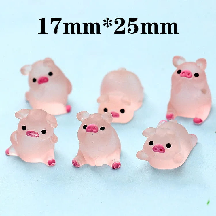 Glow-in-the-dark Kung Fu Chicken Simulation Resin Yellow Chicken Cartoon Animal Small Decoration Children Toy Gift Oasis Select luminous pig 50 PCS