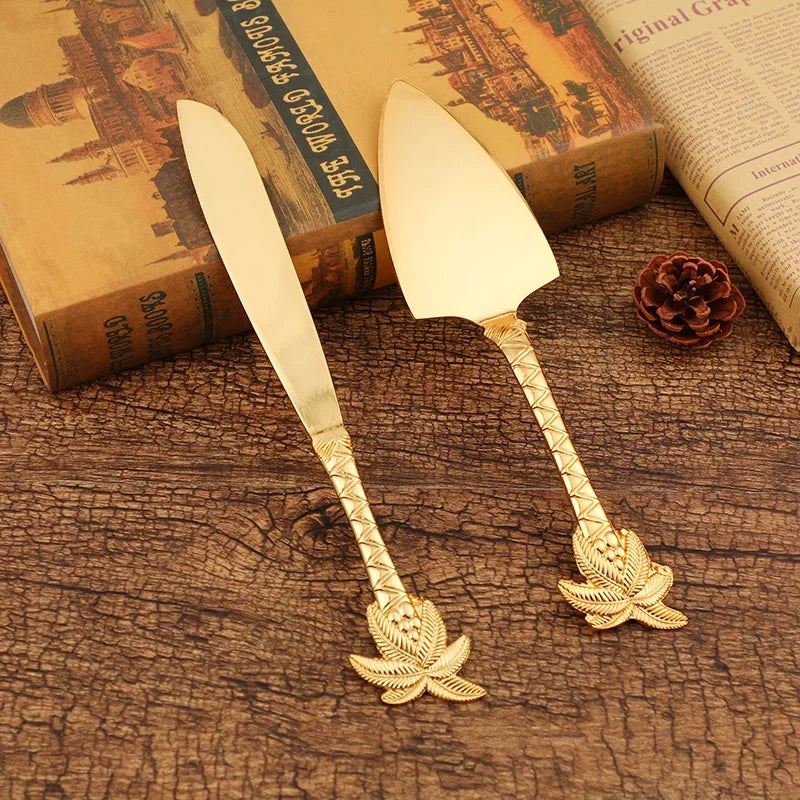 2Pcs Wedding Cake Knife and Shovel Pizza Bread Knife Wedding Supplies Cake Knife Triangle Bread Shovel Baking Tools Oasis Select Style 55