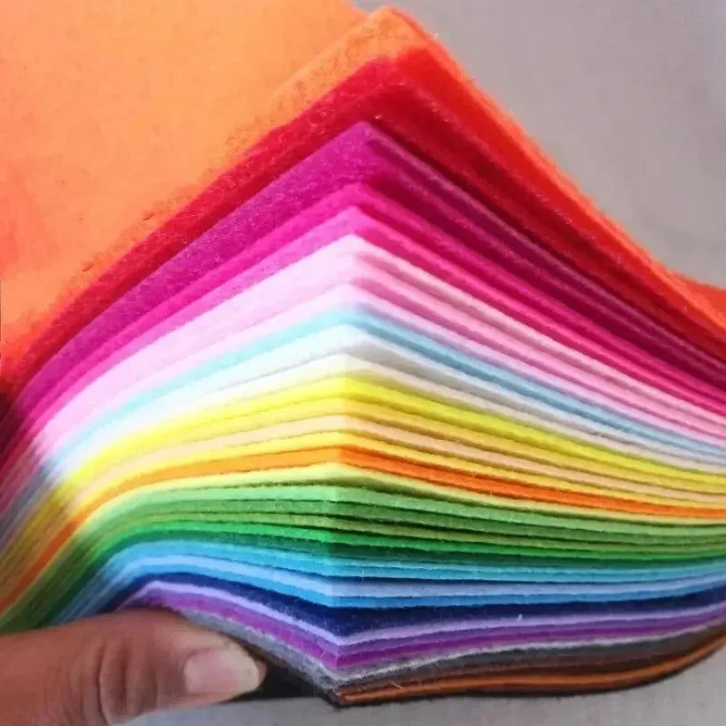 40Pcs Soft Felt Fabric Sheet Assorted Color Patchwork Sewing DIY Craft Squares Nonwoven 1mm Thick Handmade Fabric Weaving Oasis Select 40pcs 10x10cm