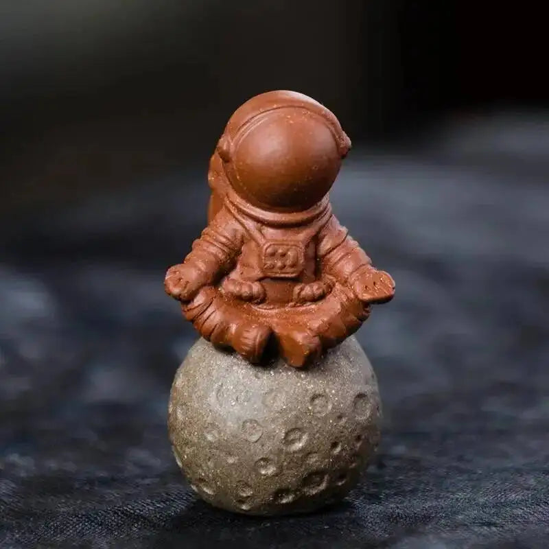 Zisha Astronaut Tea Pet Tea Ceremony Figure Astronaut Home Decoration Tea Set Small Ornament Gift Oasis Select Red