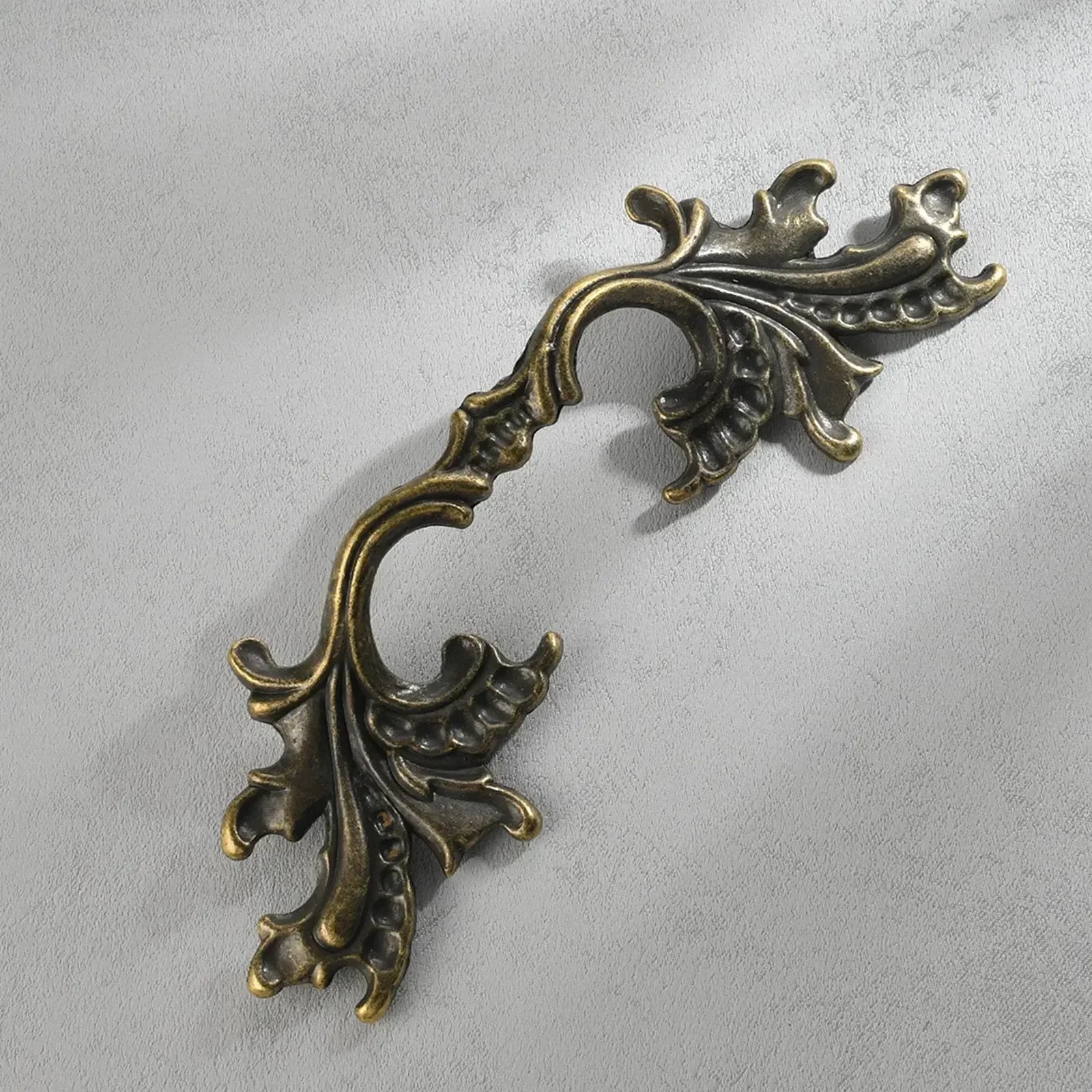 Classic Drawer Handle With Vintage Design And Zinc Alloy Material Perfect For Furniture Renovation And Enhancing Home Decor Oasis Select
