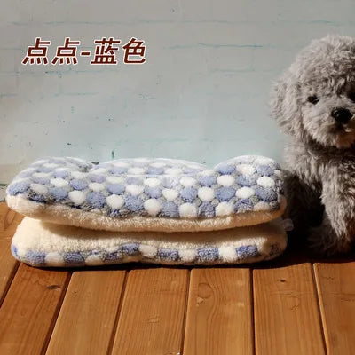 Four Seasons Autumn and Winter Thickened Pet MATS Cat MATS Dog MATS Blankets Pet Beds Bed Covers Sleeping Seat Cushions Oasis Select