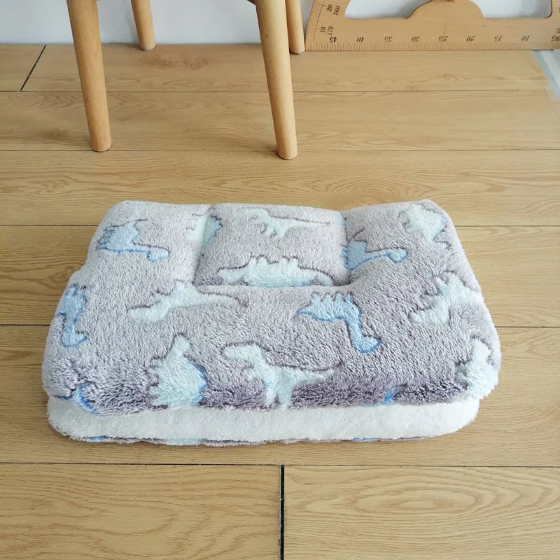 Four Seasons Autumn and Winter Thickened Pet MATS Cat MATS Dog MATS Blankets Pet Beds Bed Covers Sleeping Seat Cushions Oasis Select