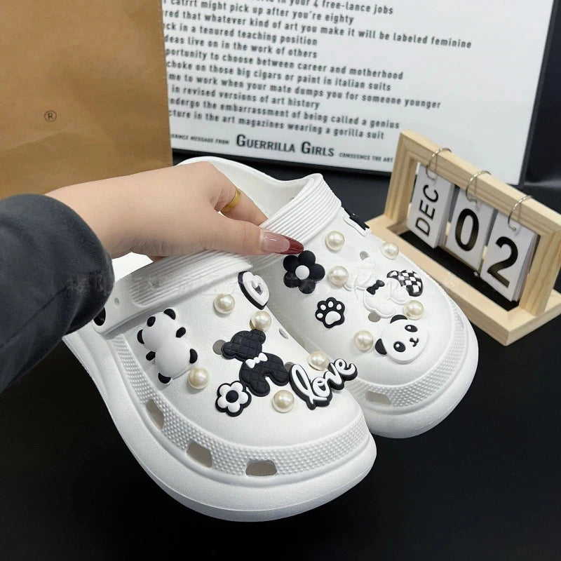 Cute bear shoe accessory set, decorative shoe buckles, removable, suitable for sandals and flip-flops. Oasis Select