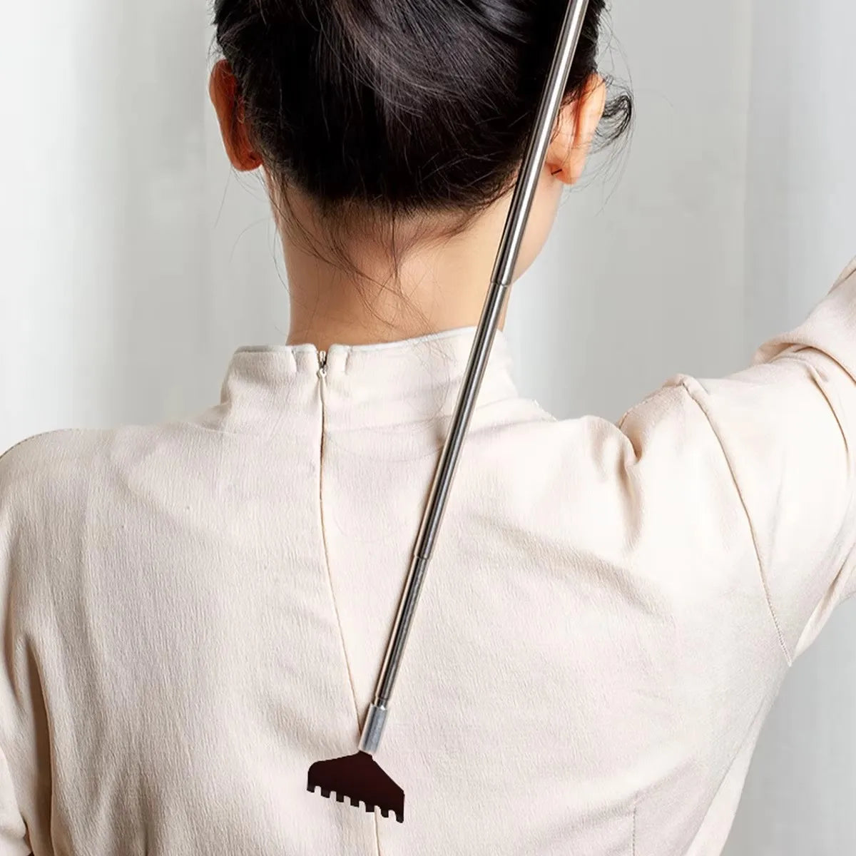 Telescopic Stainless Steel Back Scratcher – Extendable Handle