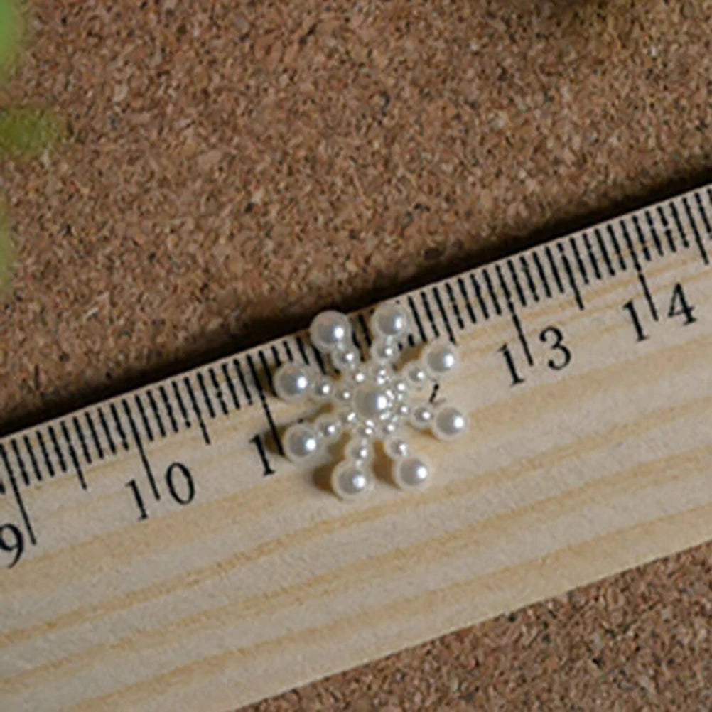 100pcs White Pearl Resin Snowflake Flatbacks Embellishments DIY Phone Christmas Decorations Scrapbooking Crafts 12mm Oasis Select
