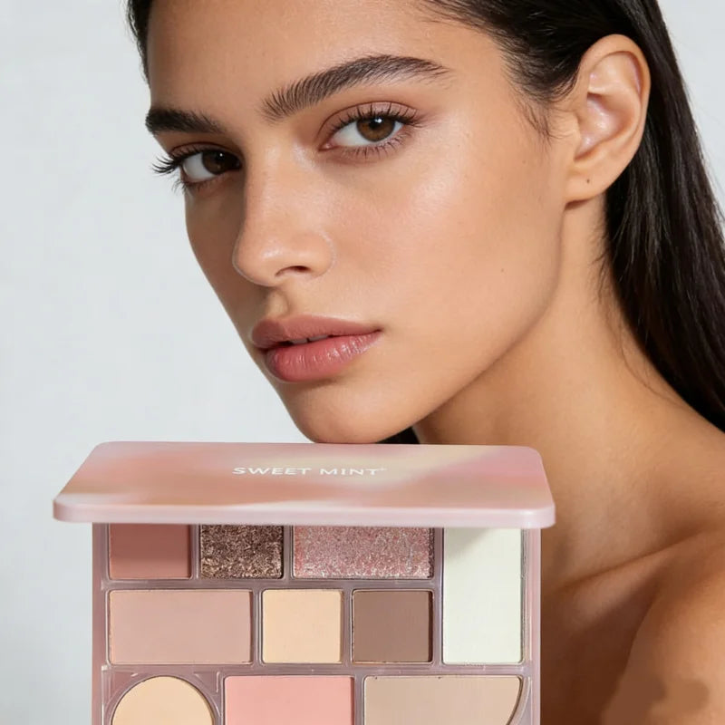 Multi-Color Makeup Palette – Highlight, Contour, Blush & Eyeshadow