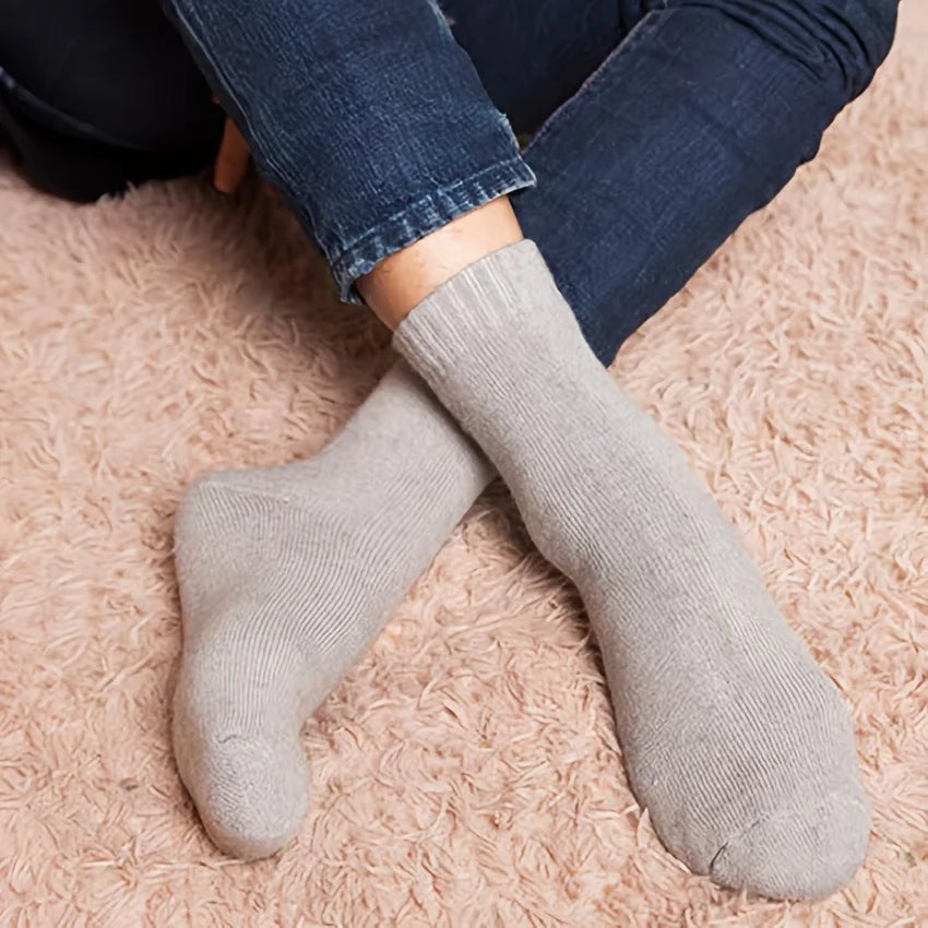 2 pairs of men's and women's new winter thick warm socks, solid color home socks, women's warm socks, comfortable home socks Oasis Select