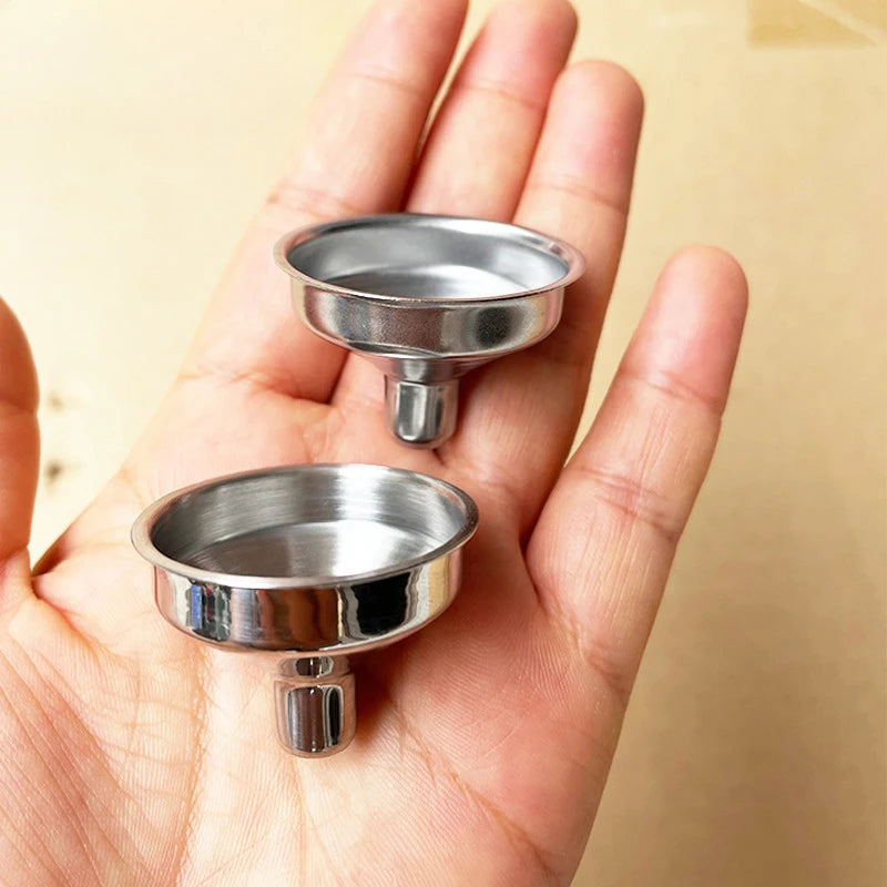 Mini Bar Wine Flask Funnel Stainless Steel Small Mouth Funnels for Filling Hip Flask Narrow-Mouth Bottles Oasis Select