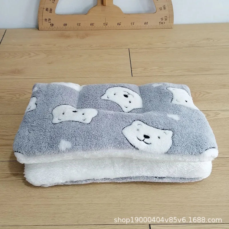 Four Seasons Autumn Winter Thickened Pet MATS Cat Dog Blankets Beds