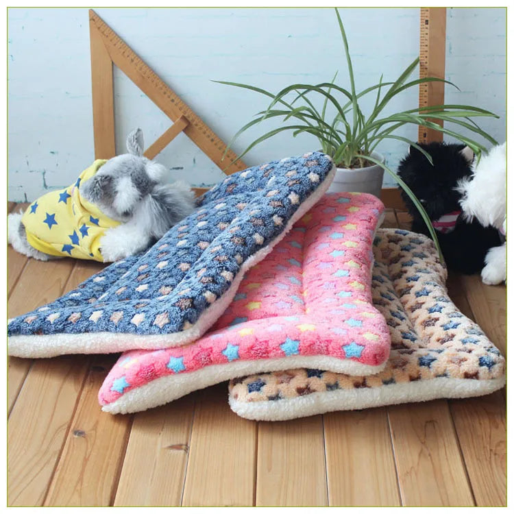 Four Seasons Autumn and Winter Thickened Pet MATS Cat MATS Dog MATS Blankets Pet Beds Bed Covers Sleeping Seat Cushions Oasis Select