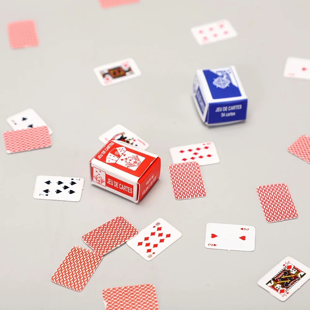 Miniature Poker 1:12 Casual Finger Poker Dollhouse Decoration Photography Prop, Easy to Carry, Gift, Party, Scene Prop Oasis Select