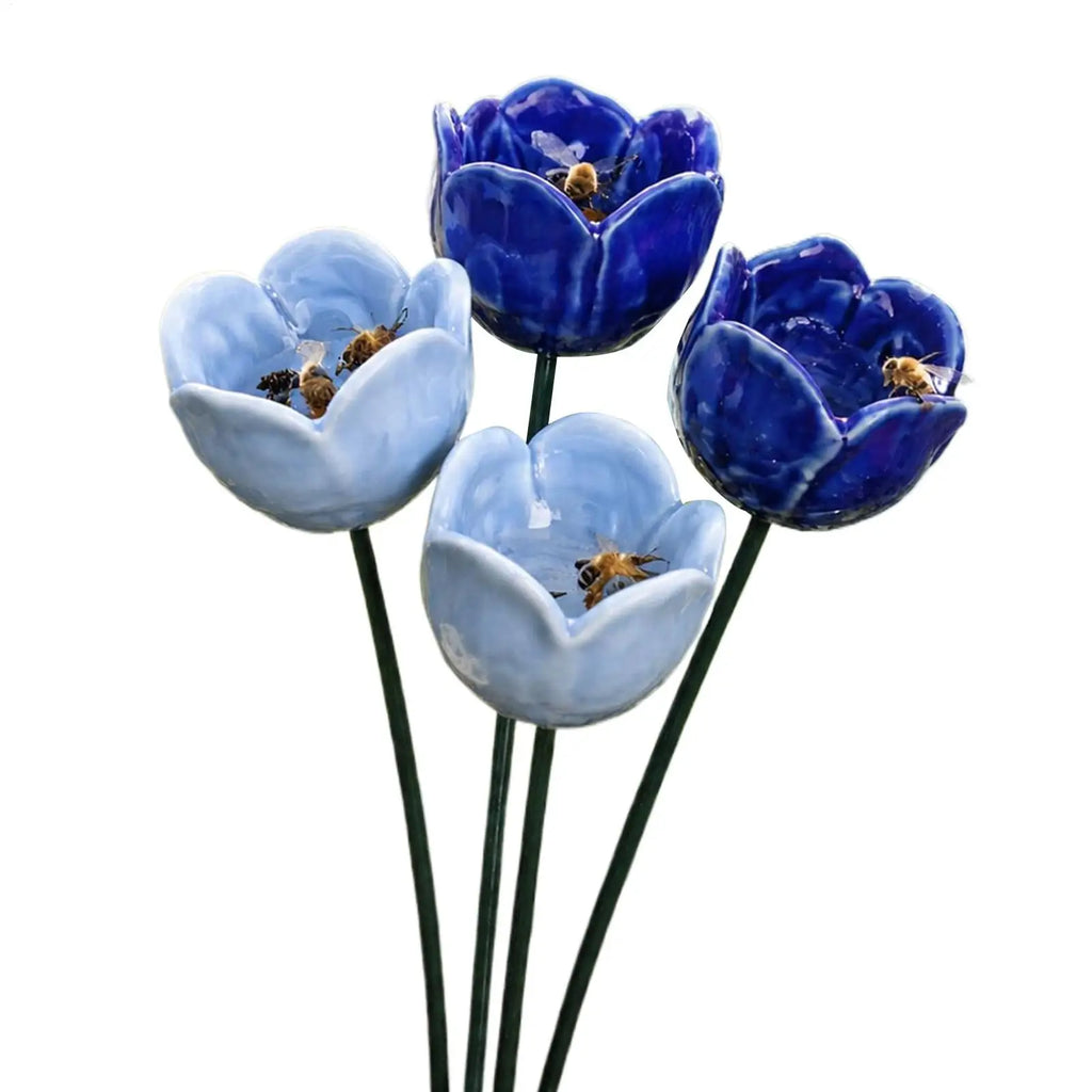 4pcs Flower Shaped Bee Watering Station ceramic Flower Garden Stake Bird Bath Butterfly Water Feeder Garden flower bee waterer Oasis Select