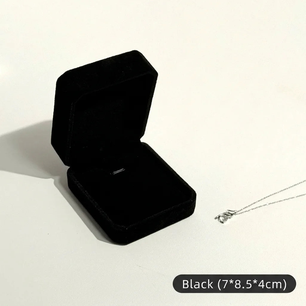 Velvet Necklace Pendant Gift Box – Soft Lined Jewelry Storage Case