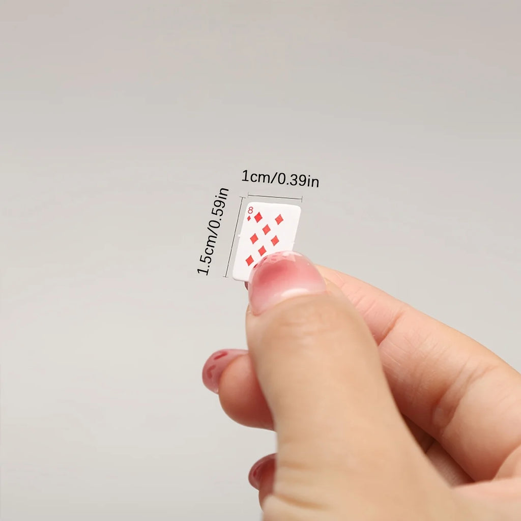 Miniature Poker 1:12 Casual Finger Poker Dollhouse Decoration Photography Prop, Easy to Carry, Gift, Party, Scene Prop Oasis Select