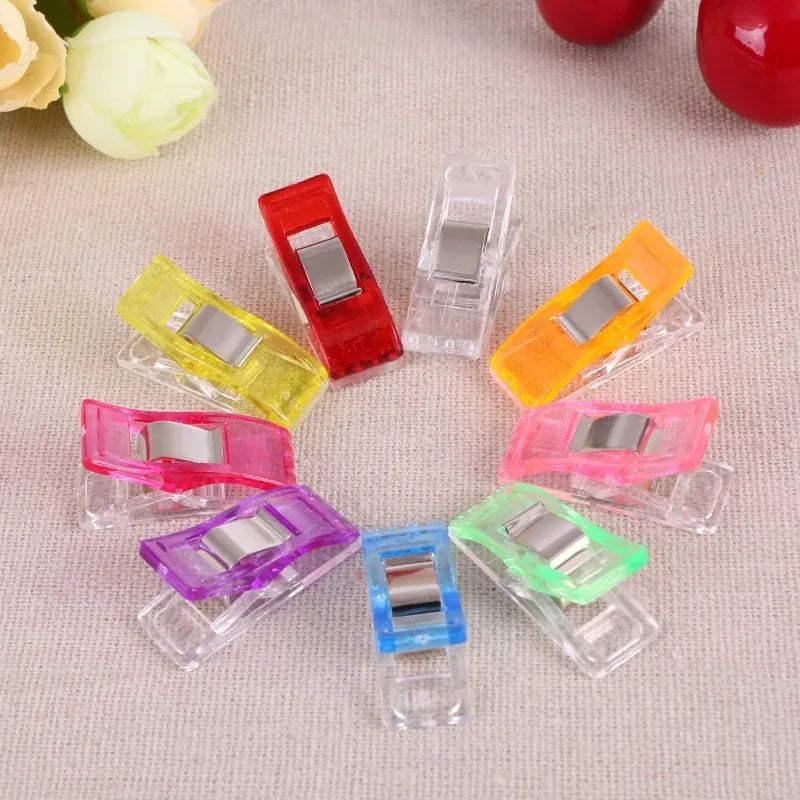 Vibrant Plastic Sewing Clips Colorful Quilt Binding Clamps Ideal Gift for Crafters & Tailors Sewing Supplies Accessories Oasis Select