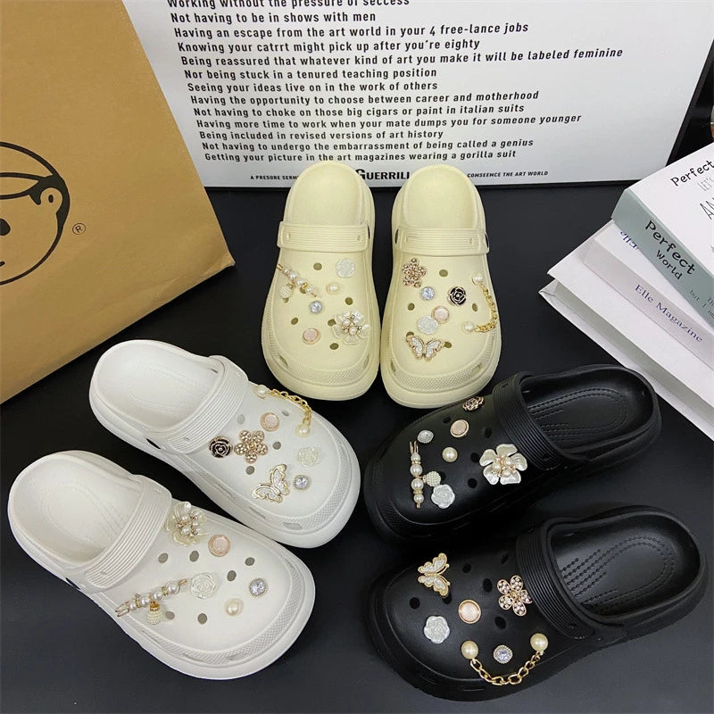 Fashionable shoe accessory set, made of metal, with a shoe chain clasp, removable, suitable for sandals and flip-flops. Oasis Select