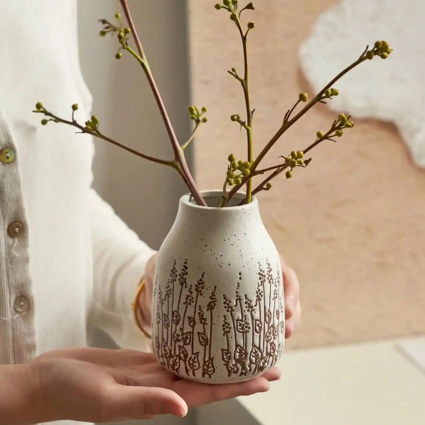 Countryside Style Ceramic Small Vase Lavender Water Nourishing Vase Living Room Table Decoration and Accessories Home Decoration Oasis Select