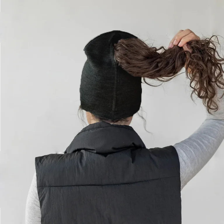 Magnetic cap with open ponytail knitted cap, sports yarn cap, pullover cap, women's cap, automatic magnetic cap, lightweight Oasis Select black