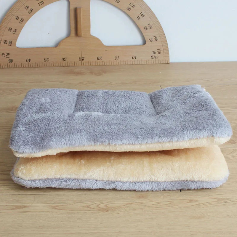 Four Seasons Autumn and Winter Thickened Pet MATS Cat MATS Dog MATS Blankets Pet Beds Bed Covers Sleeping Seat Cushions Oasis Select