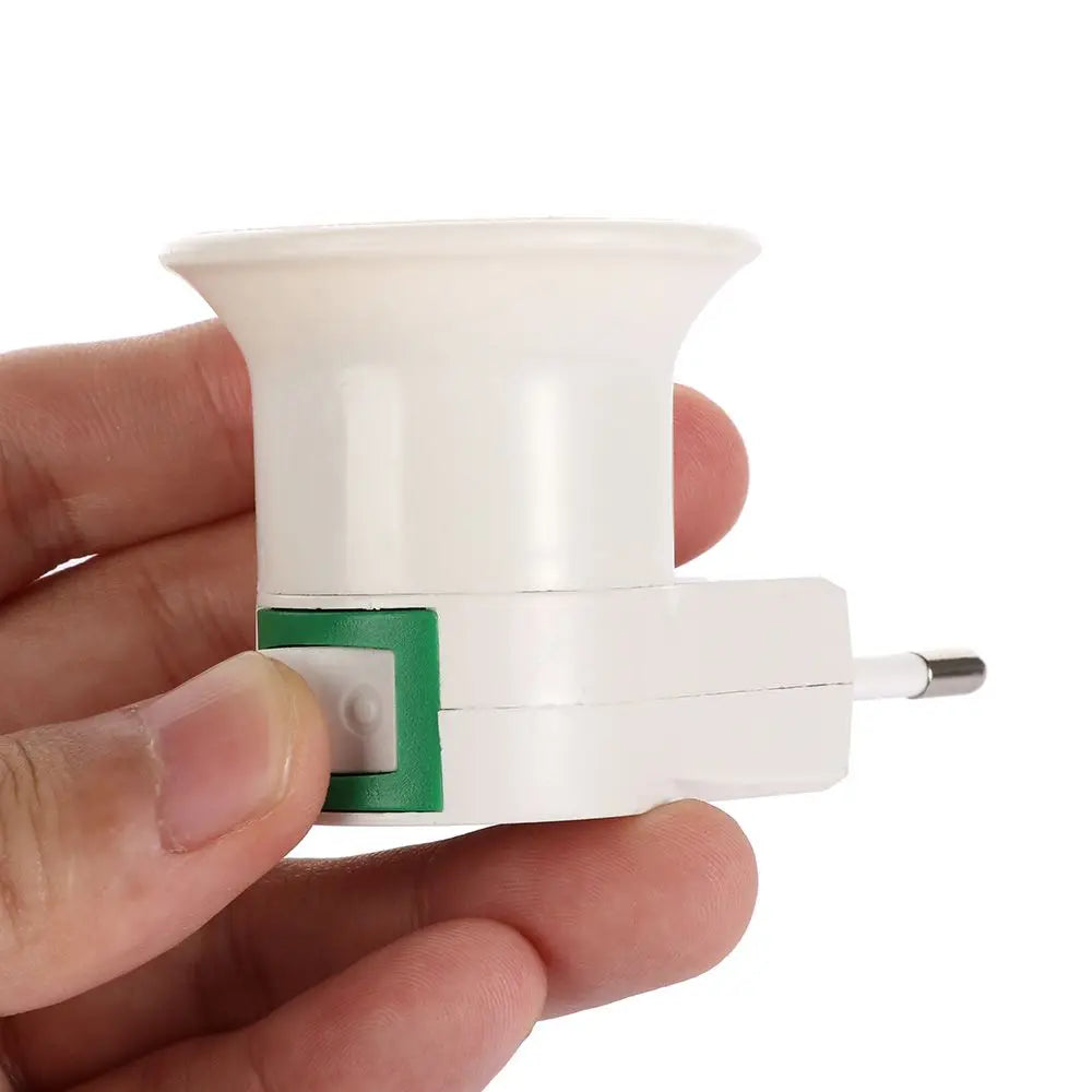 EU Plug to E27 Lamp Socket Adapter | On/Off Switch Lamp Socket Adapter Oasis Select