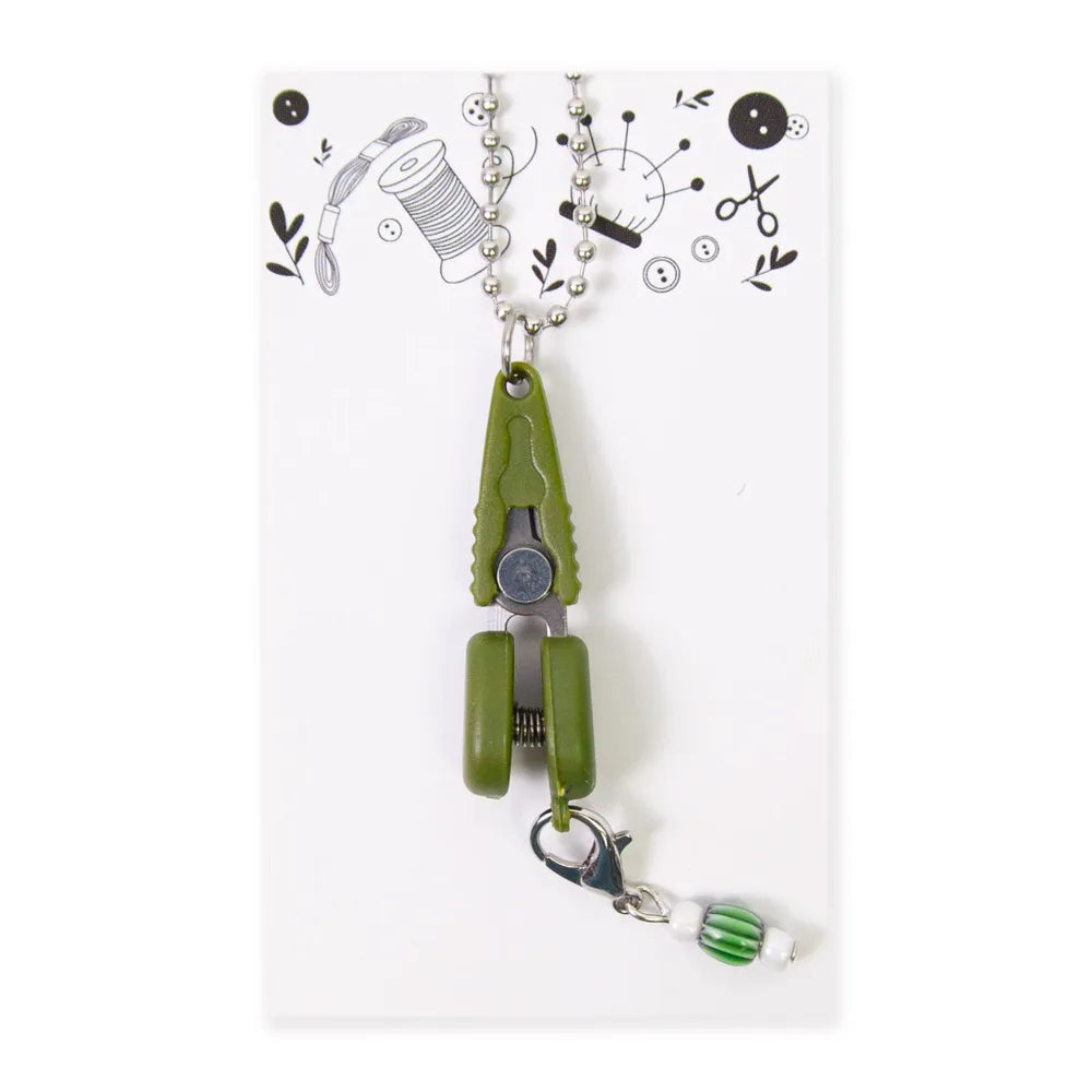 with Protective Cover Mini Pocket Scissors Straight Tip Metal Sewing Small Scissor DIY Cross Stitch Thread Trimmer School Office Oasis Select Green
