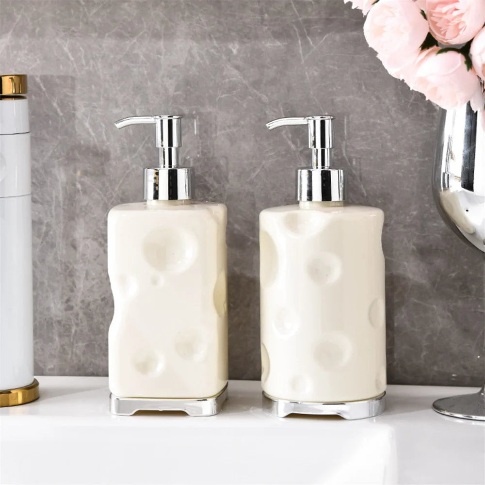 550ml Cheese Pattern Refillable Pump Dispenser Bottle